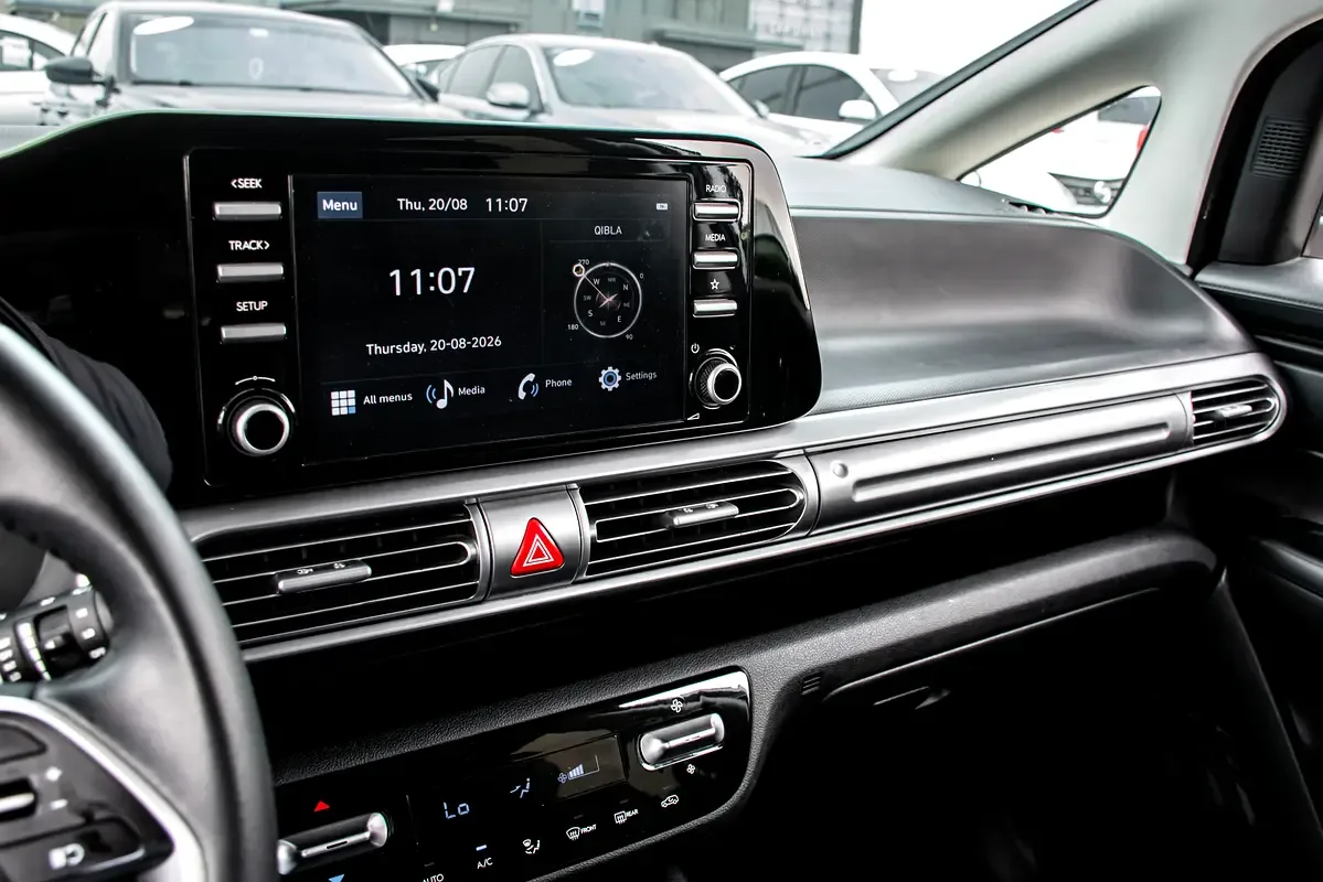 Hyundai Stargazer 1.5 CVT (115 hp) - 15