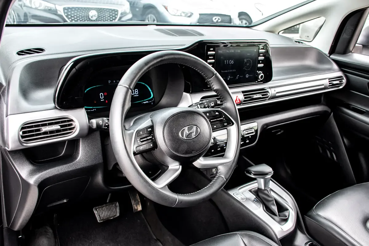 Hyundai Stargazer 1.5 CVT (115 hp) - 13