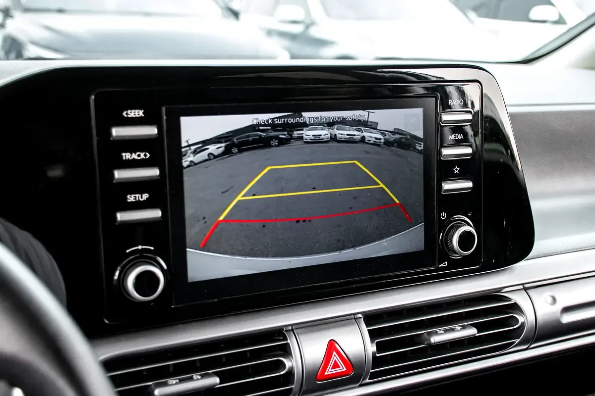 Hyundai Stargazer 1.5 CVT (115 hp) - 16