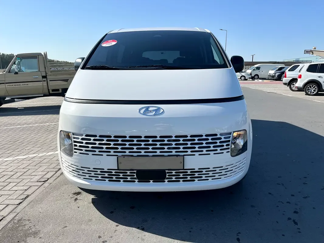 Hyundai Staria 2.2 AT (177 حصان) - 3