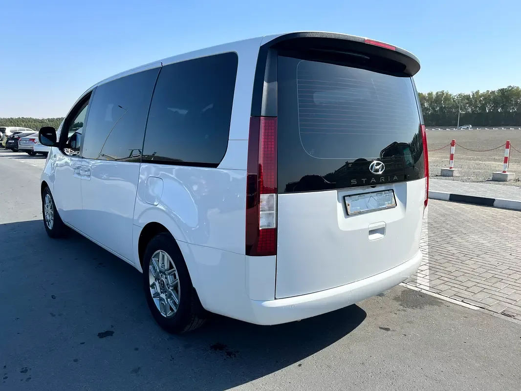 Hyundai Staria 2.2 AT (177 حصان) - 5
