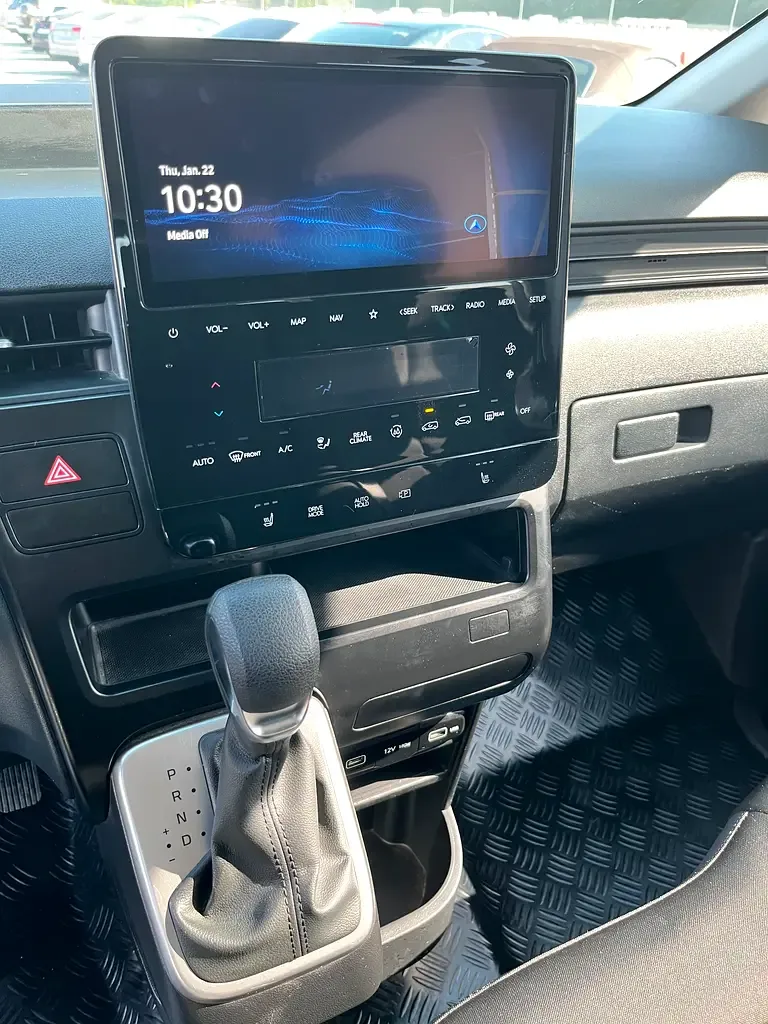 Hyundai Staria 2.2 AT (177 حصان) - 8