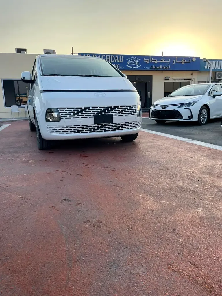 Hyundai Staria 3.5 AT (240 hp) - 3