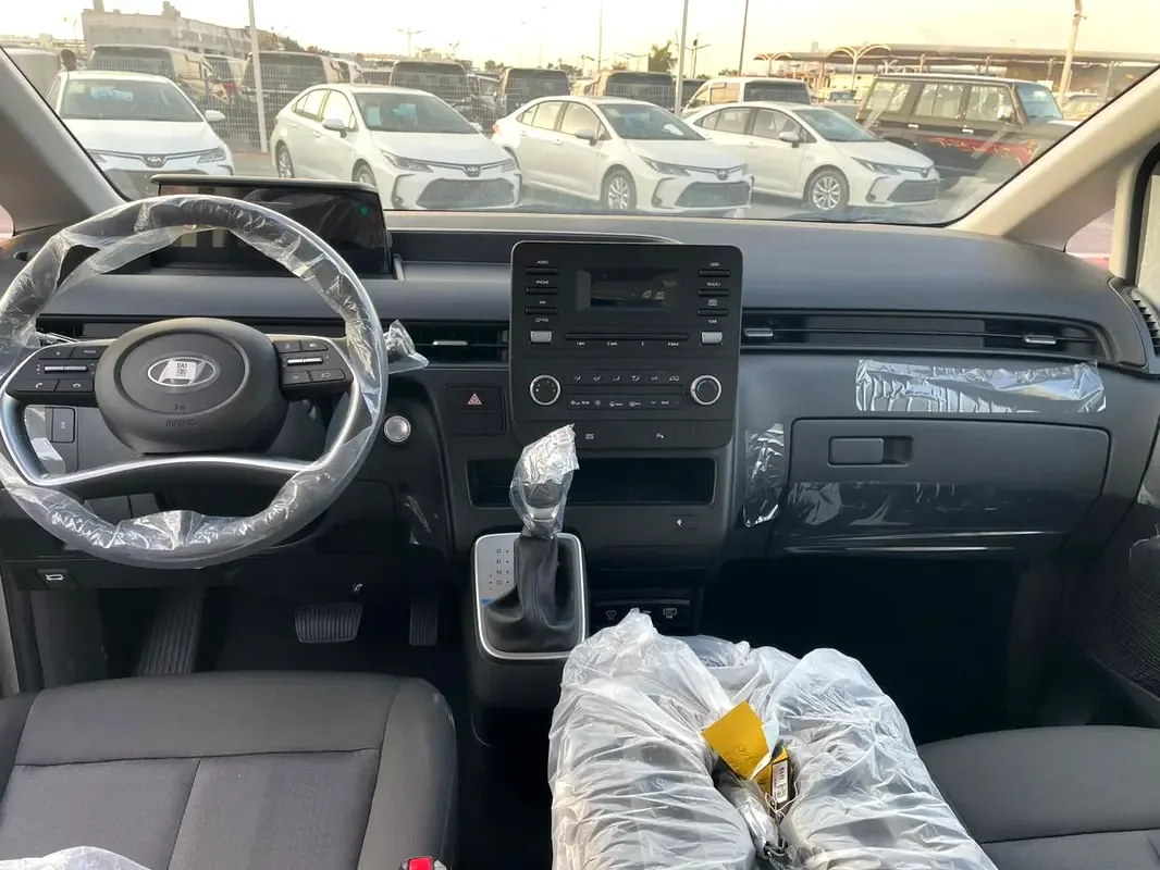 Hyundai Staria 3.5 AT (240 hp) - 16