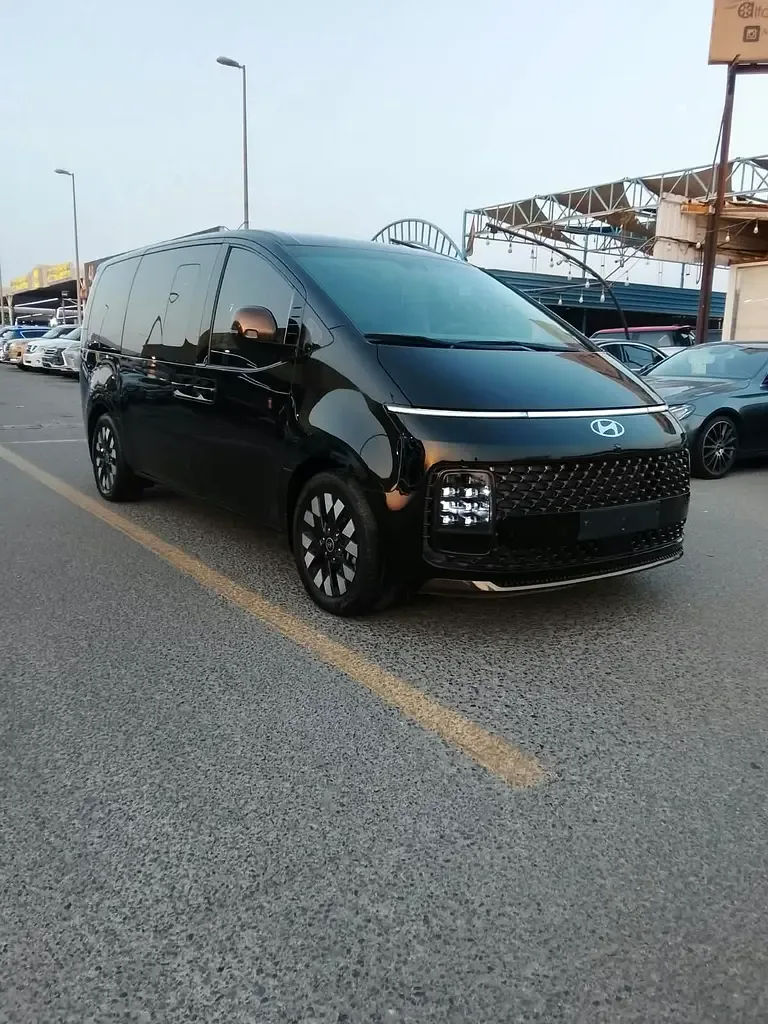 Hyundai Staria 3.5 AT (249 hp)