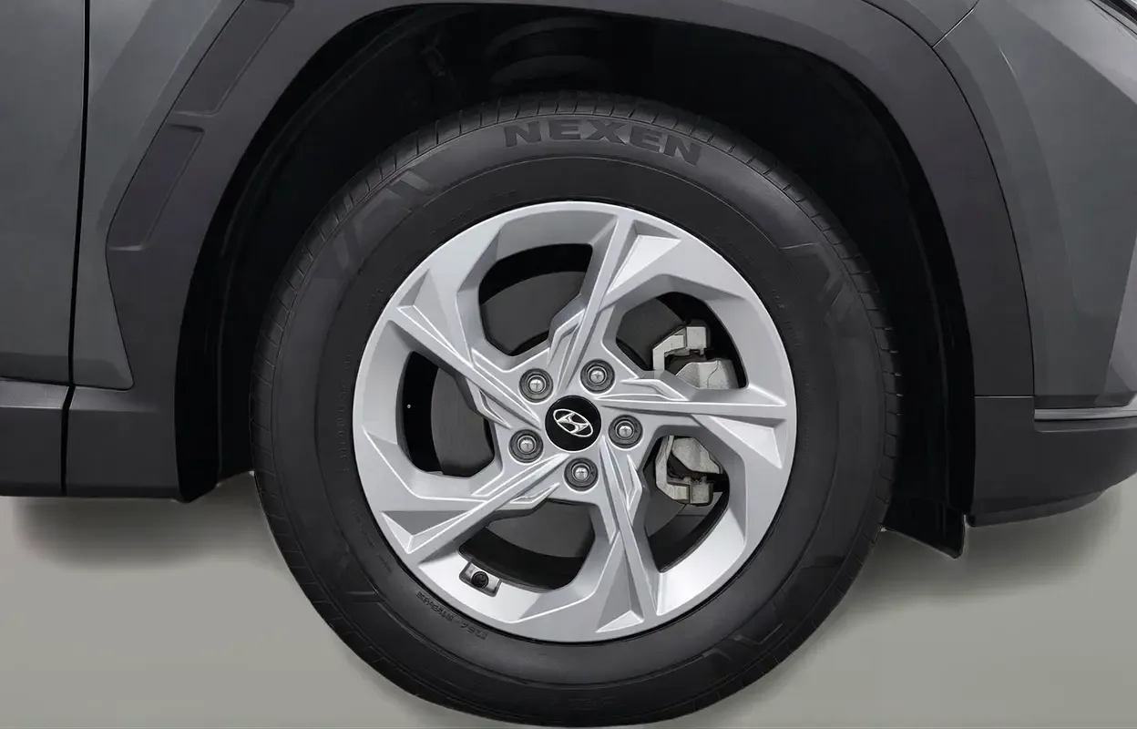 Hyundai Tucson 2.0 AT (150 hp) - 12