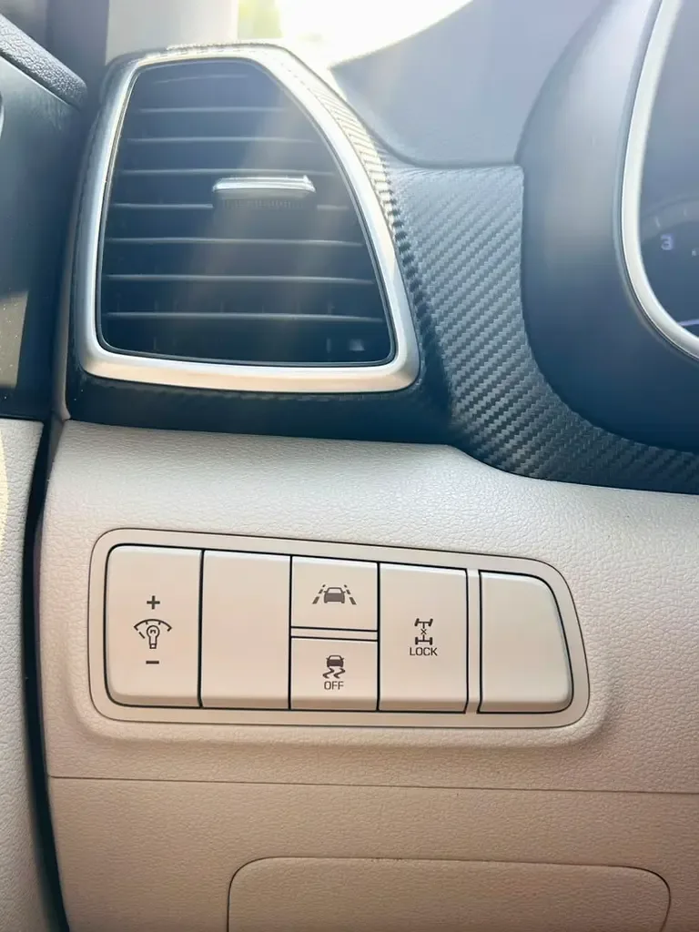 Hyundai Tucson 2.0 AT (150 حصان) - 9