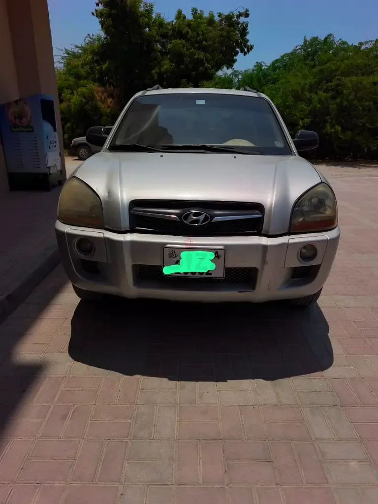 Hyundai Tucson 2.0 AT 2WD (164 hp)