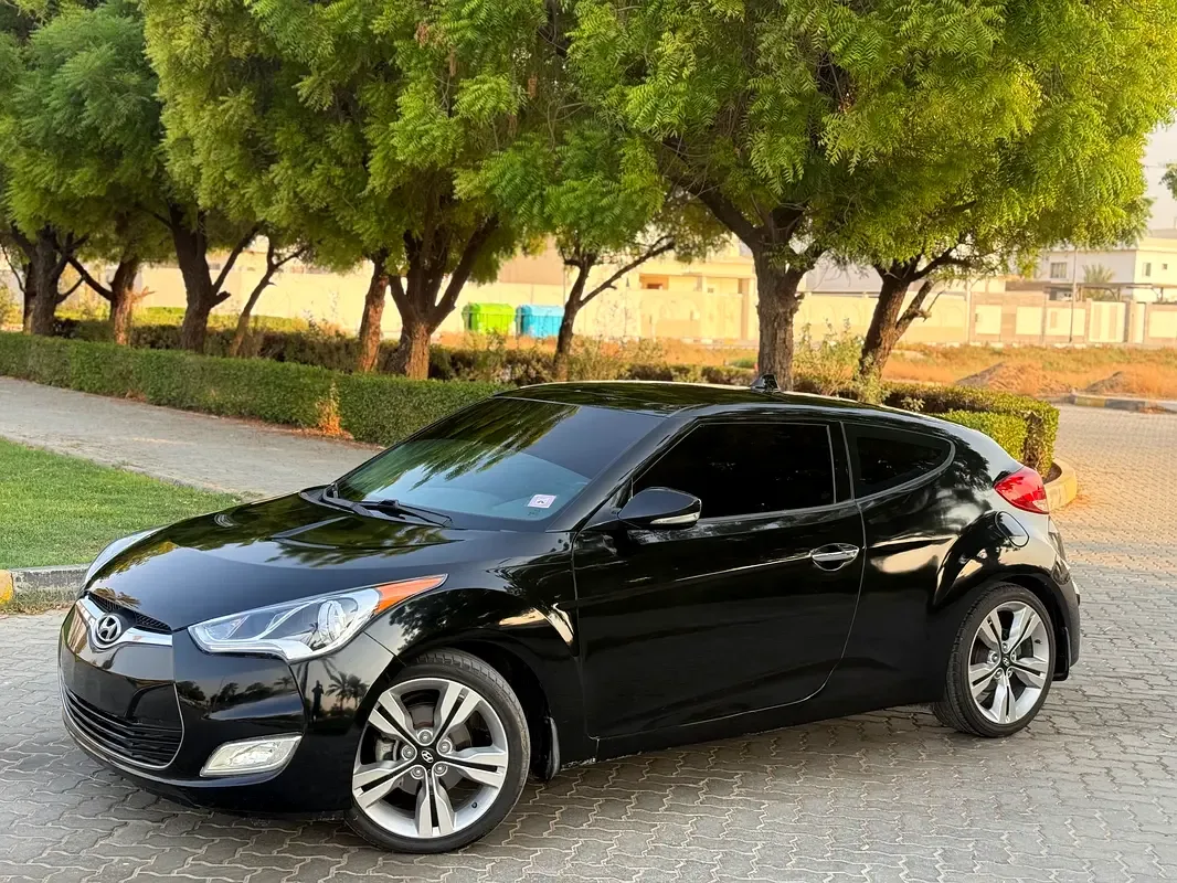 Hyundai Veloster 1.6 AT (132 حصان) - 2