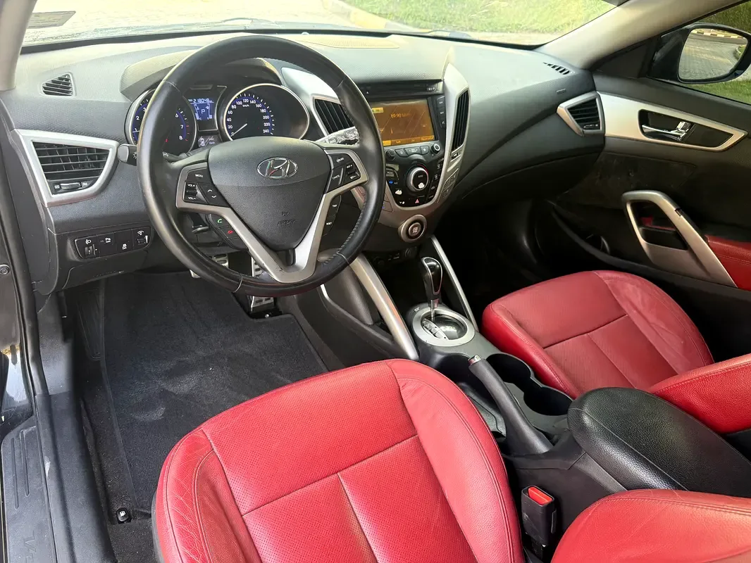 Hyundai Veloster 1.6 AT (132 حصان) - 15