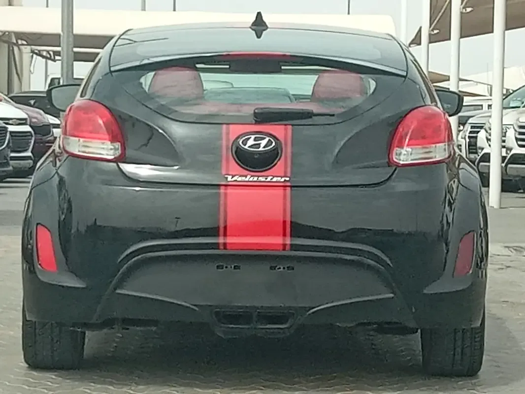 Hyundai Veloster 1.6 AT (132 حصان) - 4
