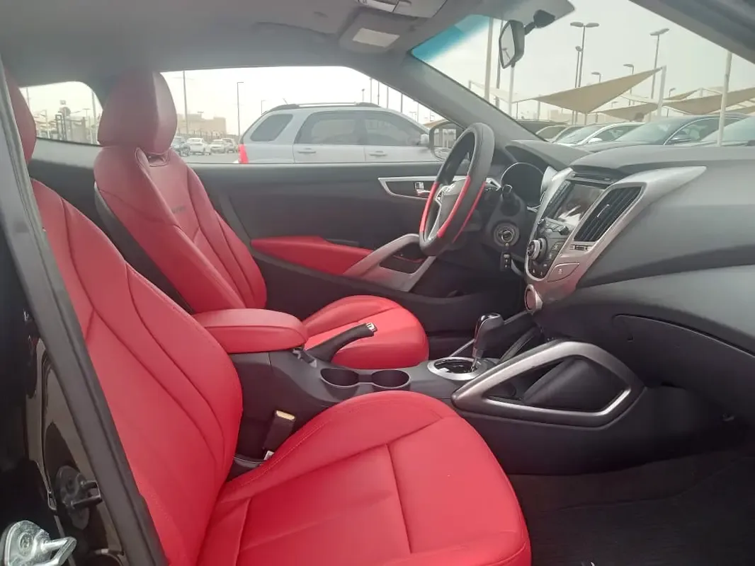 Hyundai Veloster 1.6 AT (132 حصان) - 7