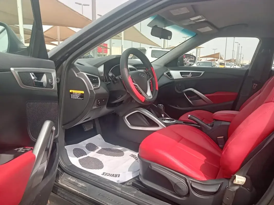 Hyundai Veloster 1.6 AT (132 حصان) - 8