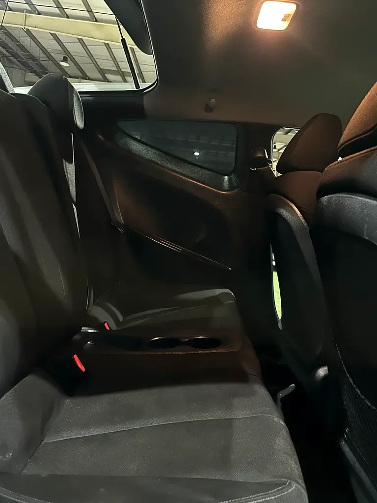 Hyundai Veloster 1.6 AT (132 hp) - 9
