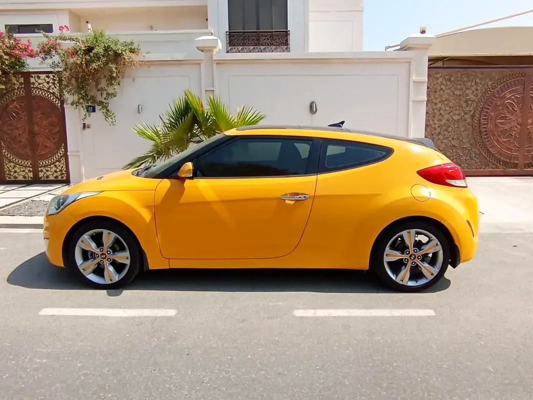 Hyundai Veloster 1.6 AT (140 حصان) - 2