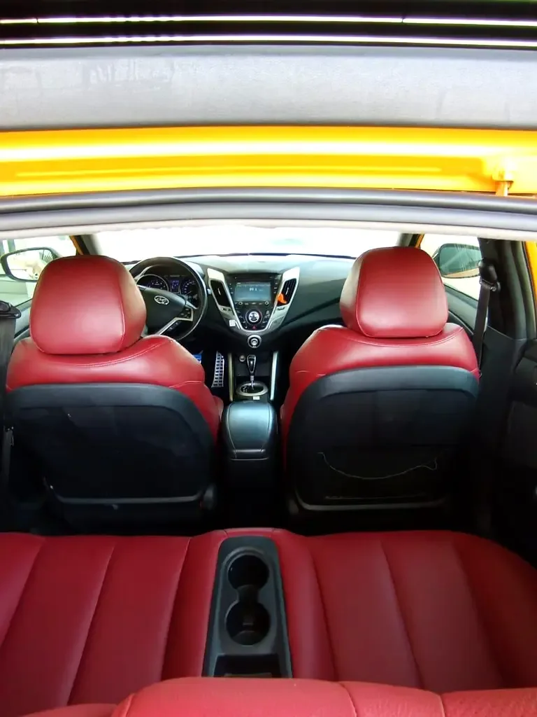Hyundai Veloster 1.6 AT (140 حصان) - 13