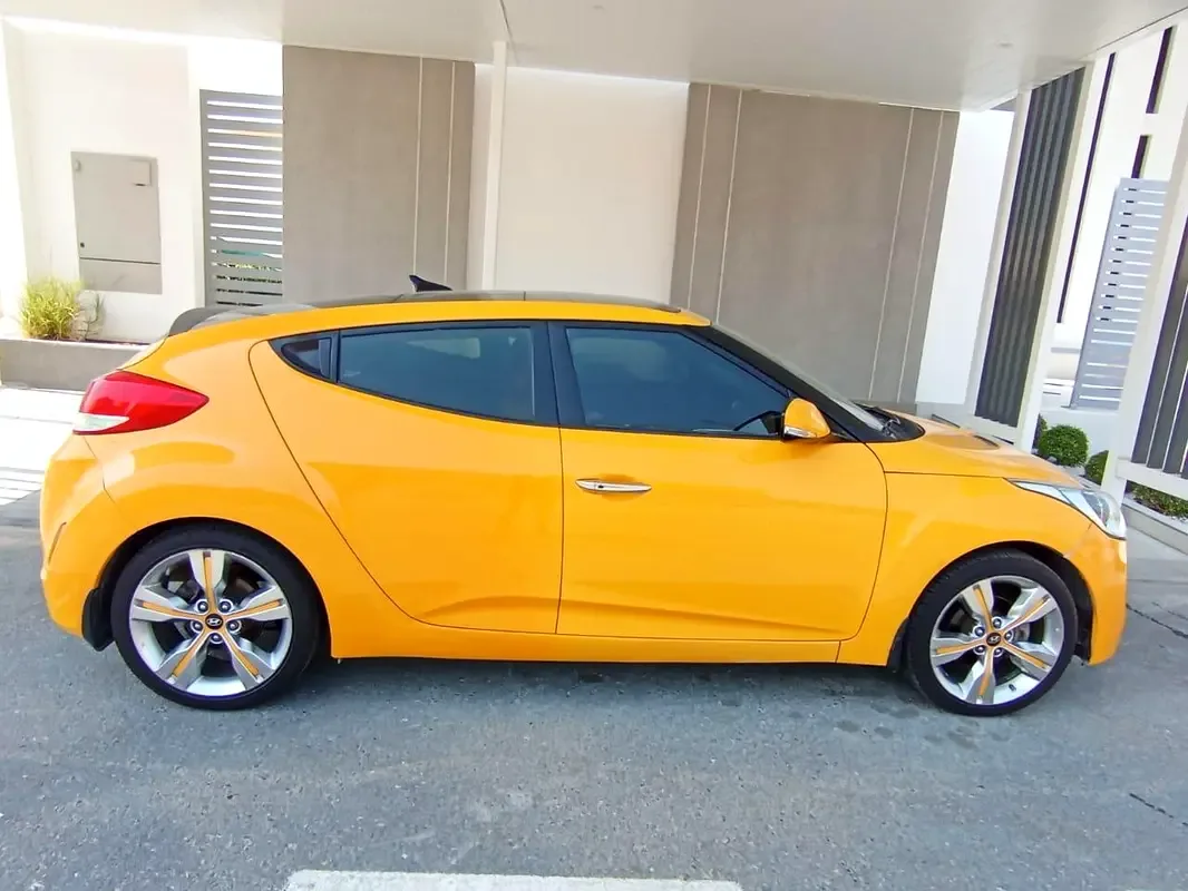 Hyundai Veloster 1.6 AT (140 حصان) - 10
