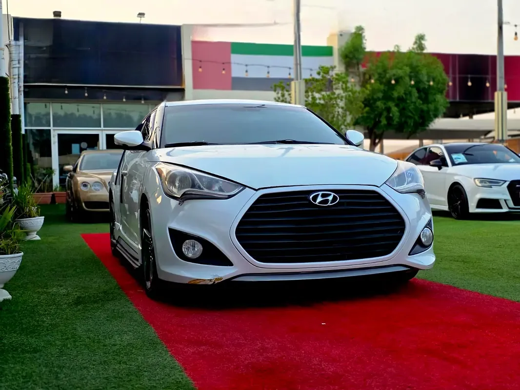 Hyundai Veloster 1.6 AT (204 hp) - 2