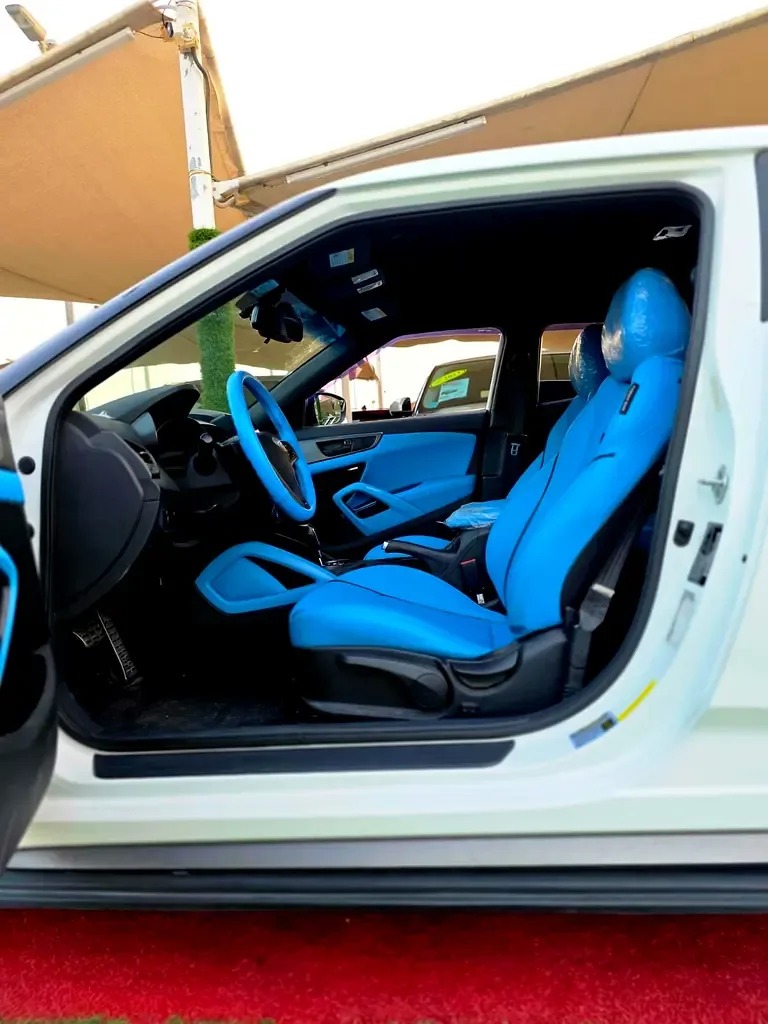 Hyundai Veloster 1.6 AT (204 hp) - 12