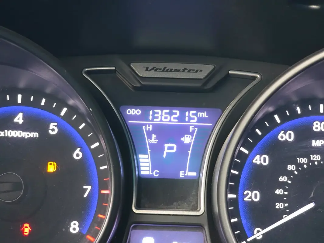 Hyundai Veloster 1.6 AT (204 hp) - 14
