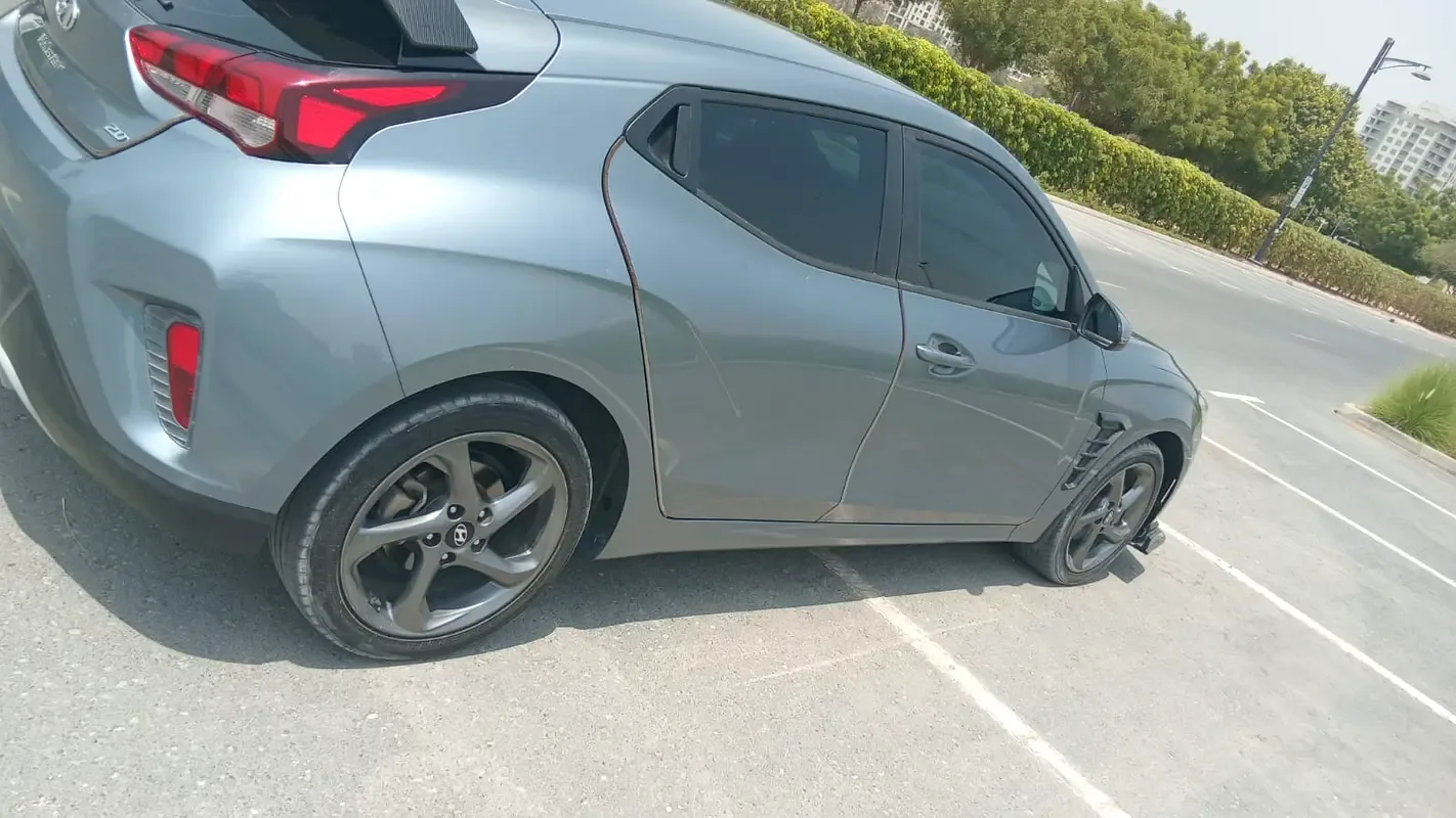 Hyundai Veloster 2.0 AT (147 حصان) - 3