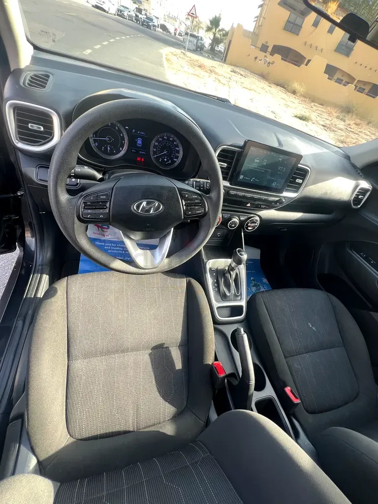 Hyundai Venue 1.6 AT (123 حصان) - 6