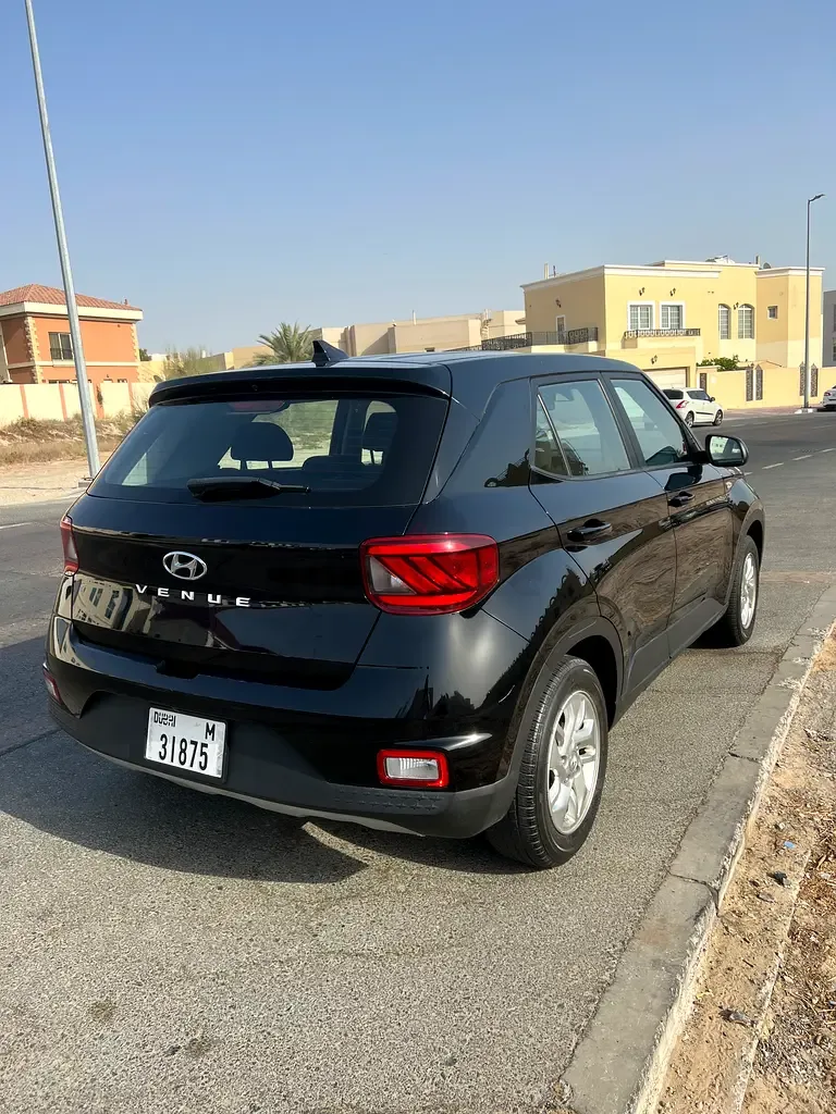 Hyundai Venue 1.6 AT (123 حصان) - 9