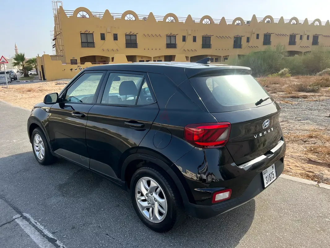 Hyundai Venue 1.6 AT (123 حصان) - 8