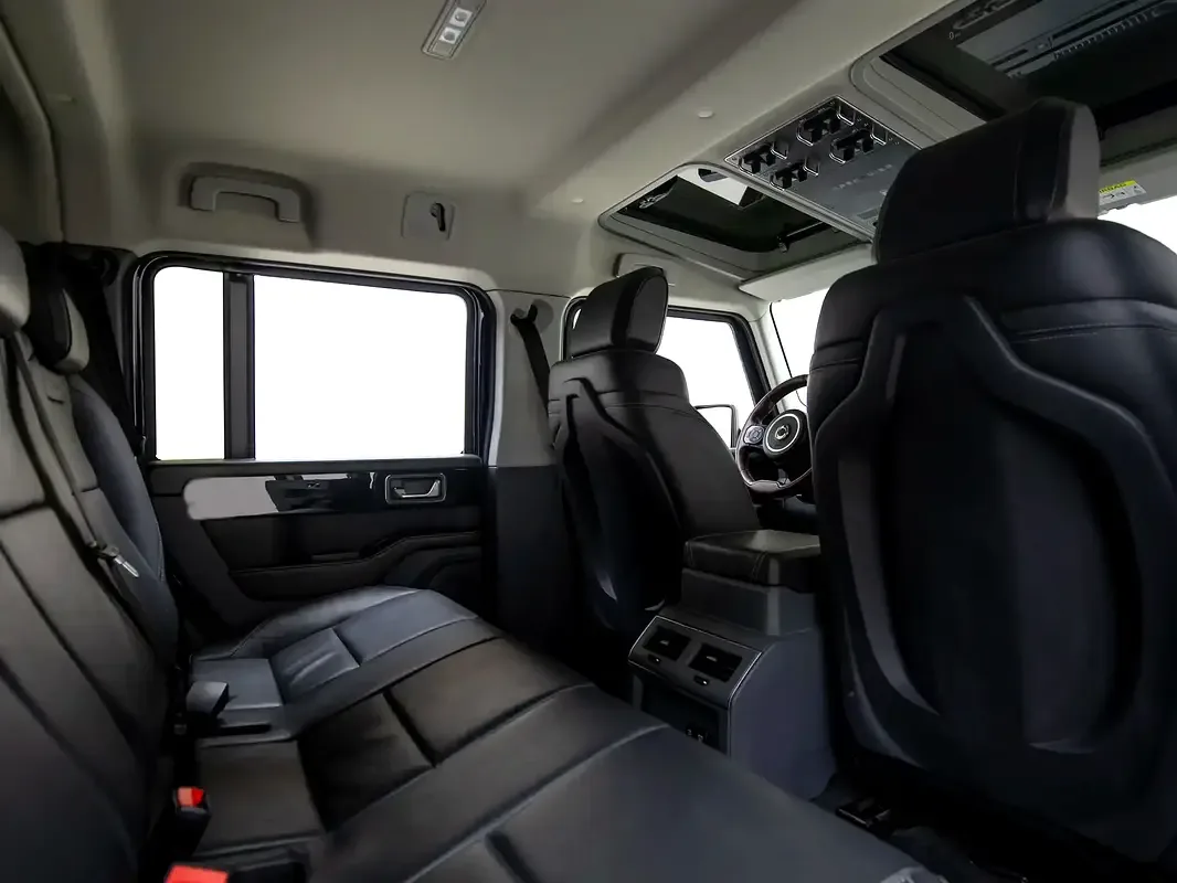Ineos Grenadier 3.0 AT 4WD (286 حصان) - 17