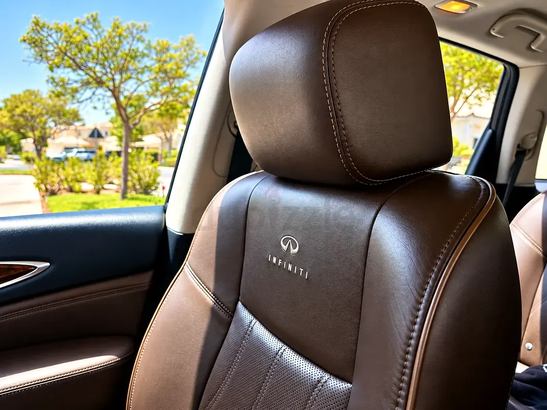 Infiniti JX-Series JX35 CVT AWD (262 حصان) - 10