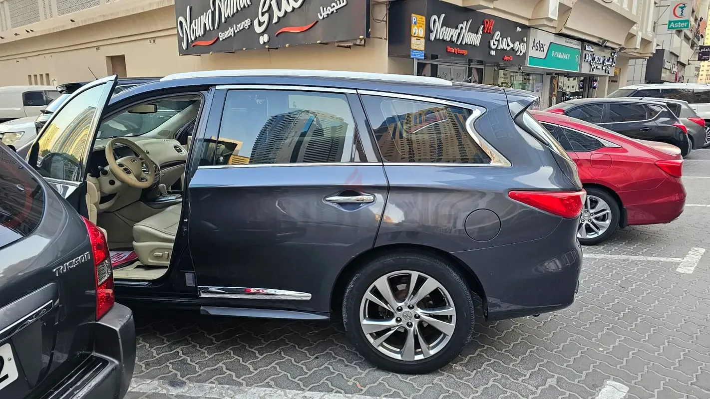 Infiniti JX-Series JX35 CVT AWD (262 حصان) - 2