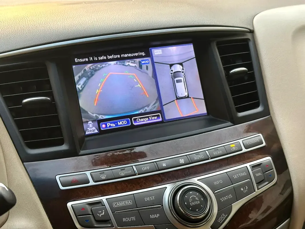 Infiniti JX-Series JX35 CVT AWD (262 حصان) - 14