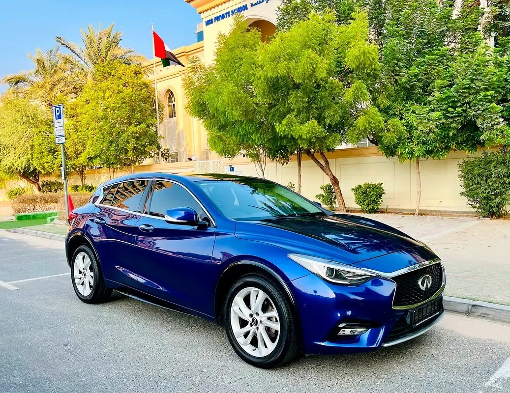 Infiniti Q30 1.6 AMT (149 حصان) - 4