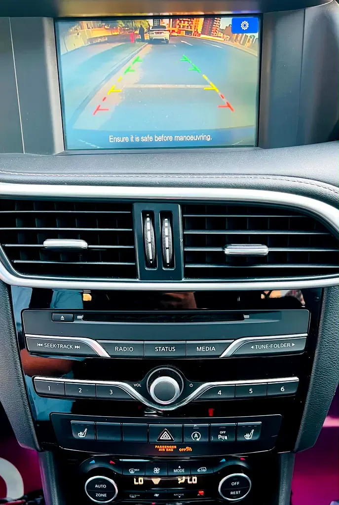 Infiniti Q30 1.6 AMT (149 حصان) - 13