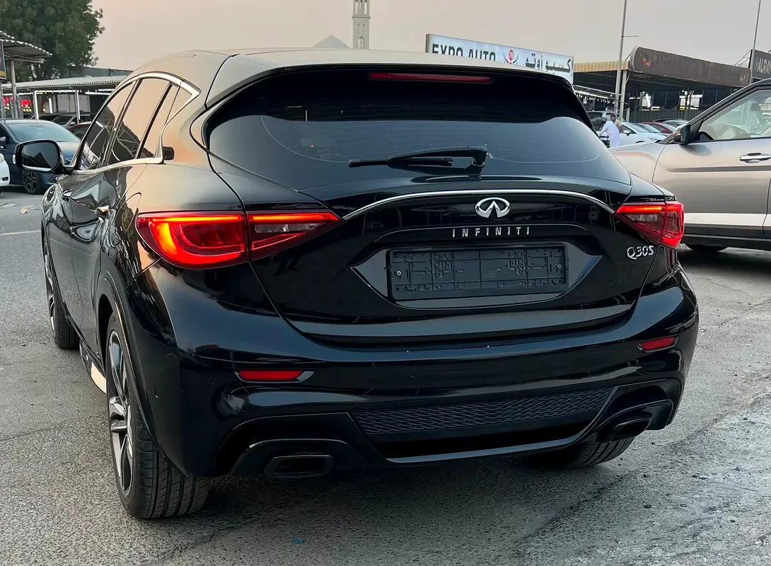 Infiniti Q30 2.0 DCT AWD (211 hp) - 9