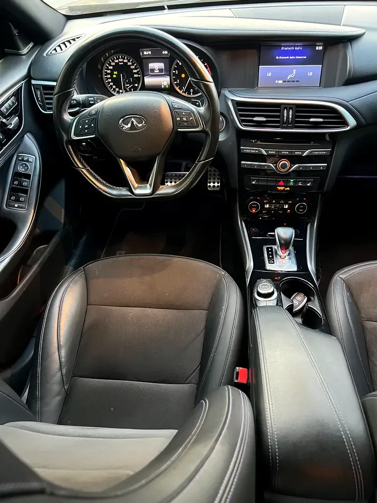Infiniti Q30 2.0 DCT AWD (211 hp) - 14