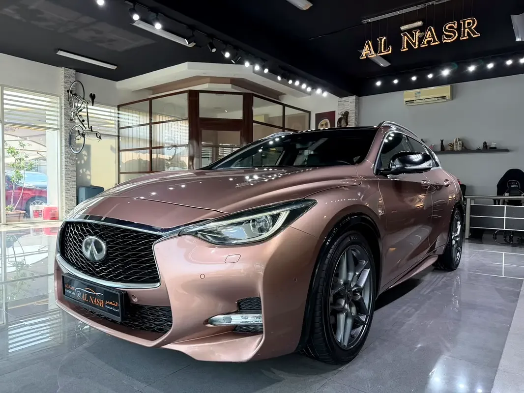 Infiniti Q30 2.0 DCT AWD (211 حصان) - 3