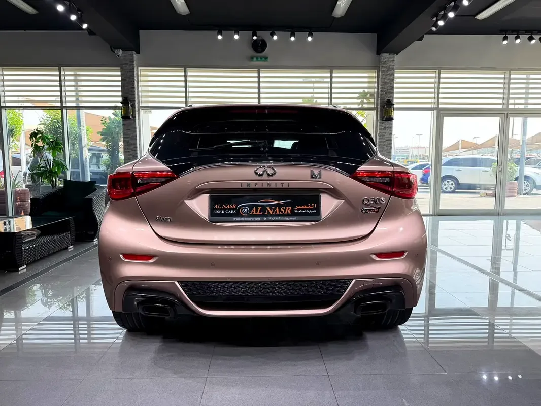Infiniti Q30 2.0 DCT AWD (211 حصان) - 5