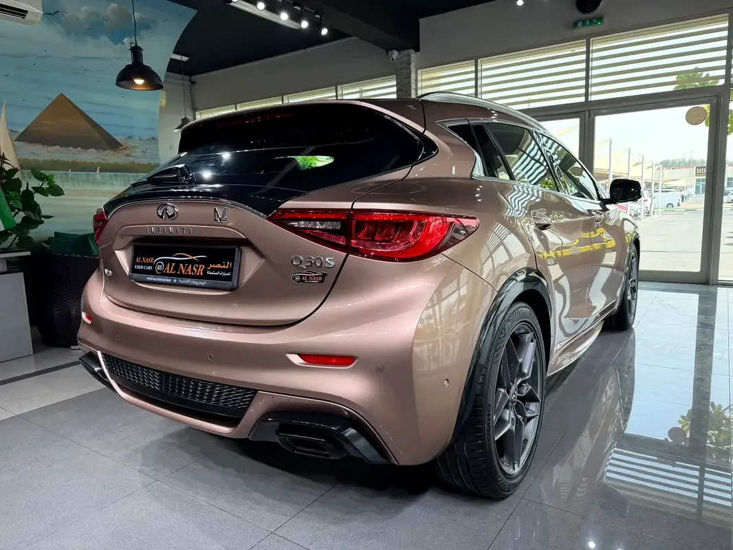 Infiniti Q30 2.0 DCT AWD (211 حصان) - 6