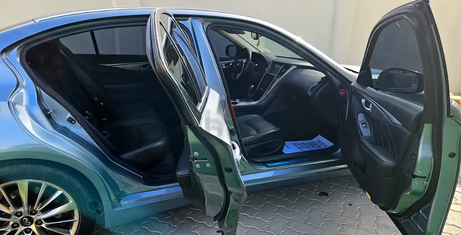 Infiniti Q50 2.0 AT RWD (211 حصان) - 5