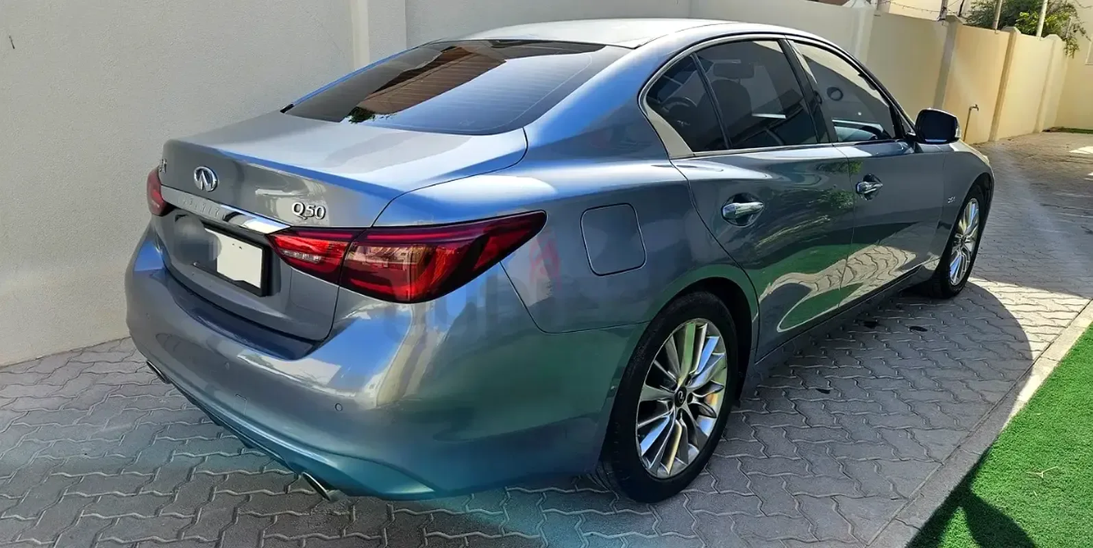 Infiniti Q50 2.0 AT RWD (211 حصان) - 8