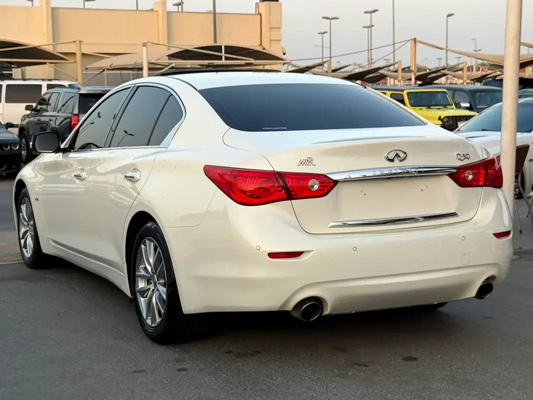 Infiniti Q50 2.0 AT RWD (211 hp) - 18