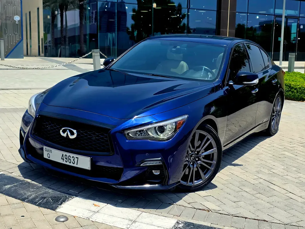 Infiniti Q50 3.0 AT AWD (405 hp)