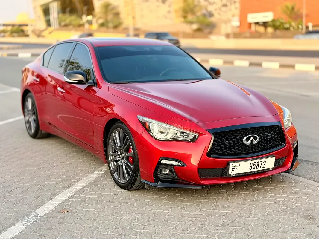 Infiniti Q50 3.0 AT AWD (405 hp)