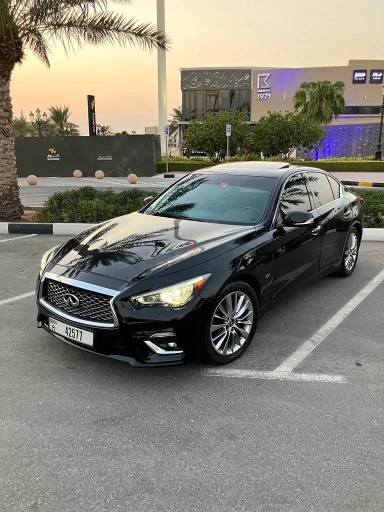 Infiniti Q50 3.0 AT AWD (405 hp)