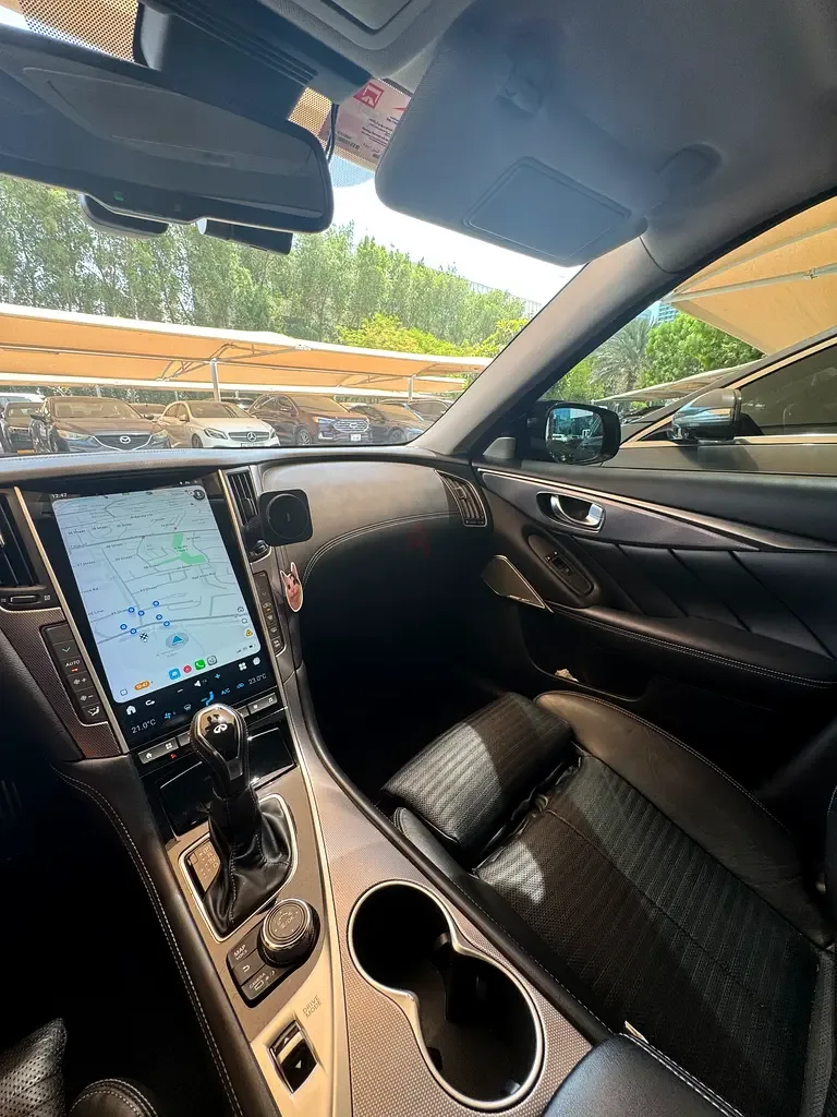 Infiniti Q50 3.0 AT AWD (405 حصان) - 12