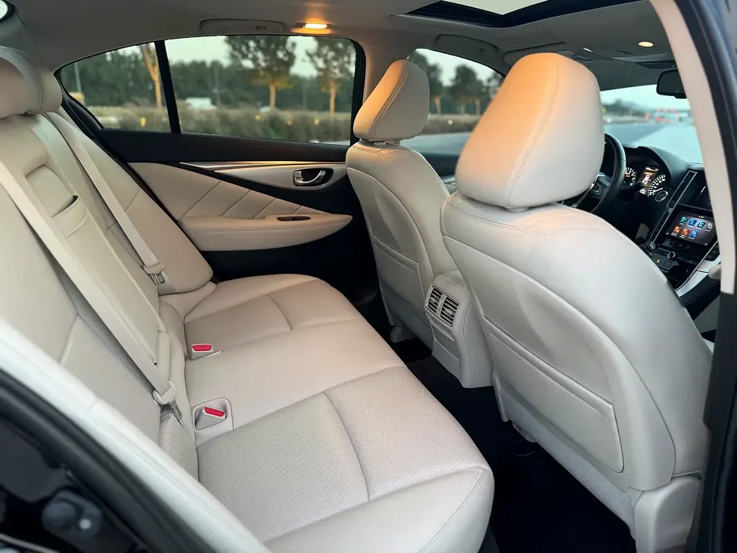 Infiniti Q50 3.0 AT AWD (405 hp) - 10