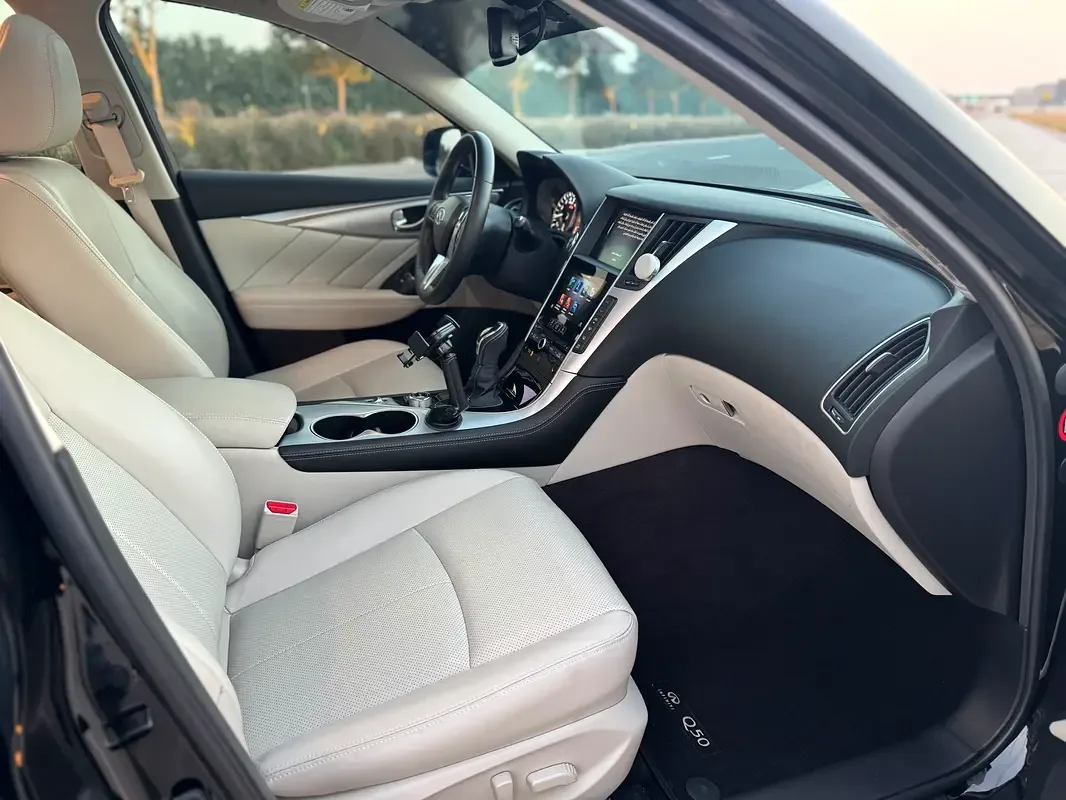 Infiniti Q50 3.0 AT AWD (405 hp) - 13