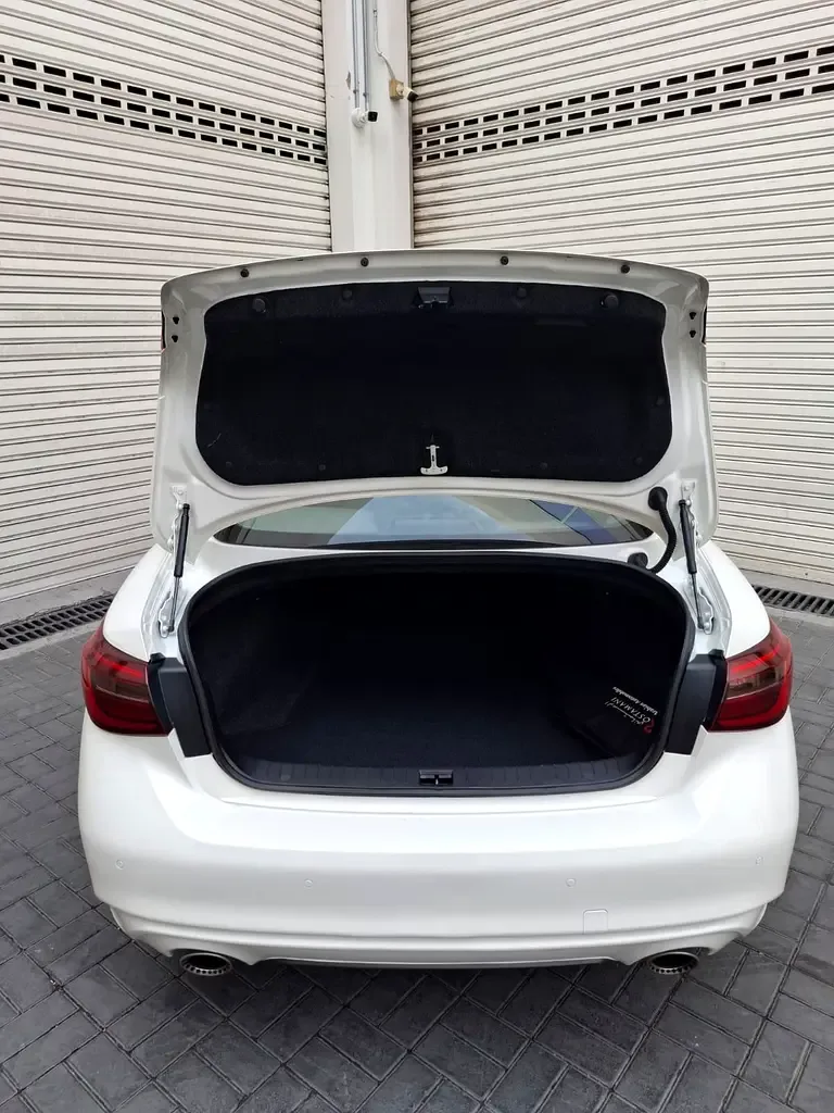 Infiniti Q50 3.0 AT AWD (405 hp) - 12