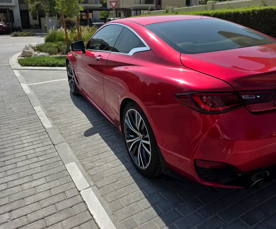 Infiniti Q60 2.0 AT (211 hp)